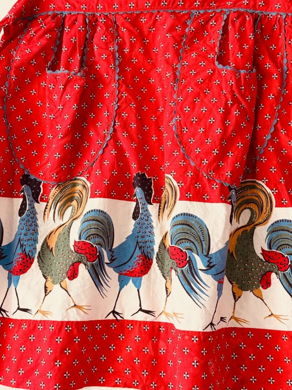 Vintage Red and Blue Country Roosters Tie-Back Half Apron